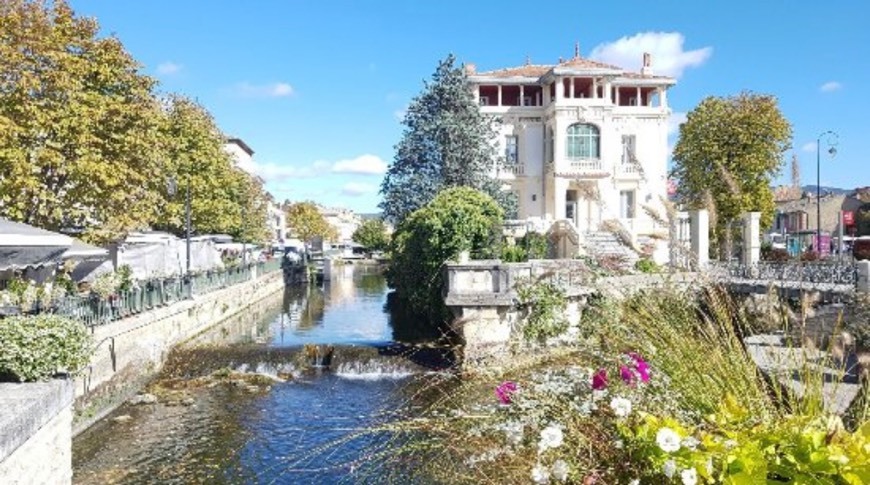 Place L'Isle-sur-la-Sorgue