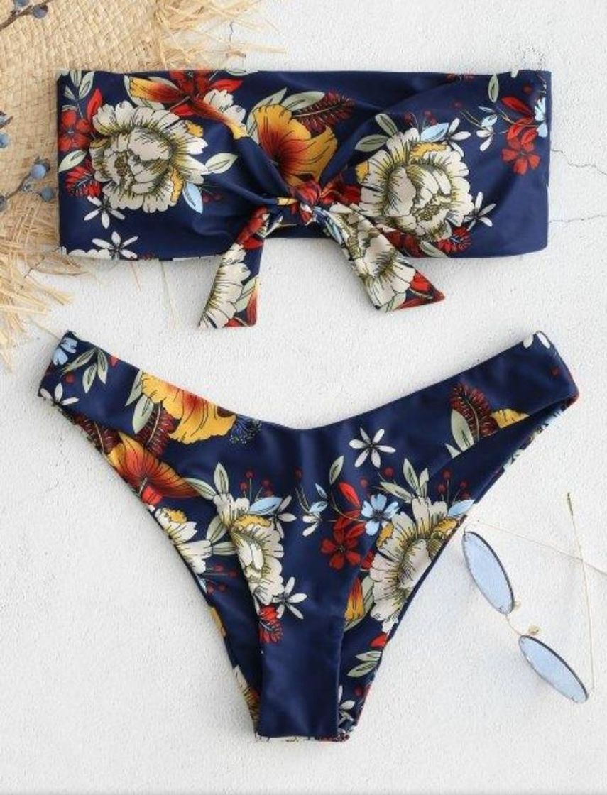 Fashion Bikini con nudo floral