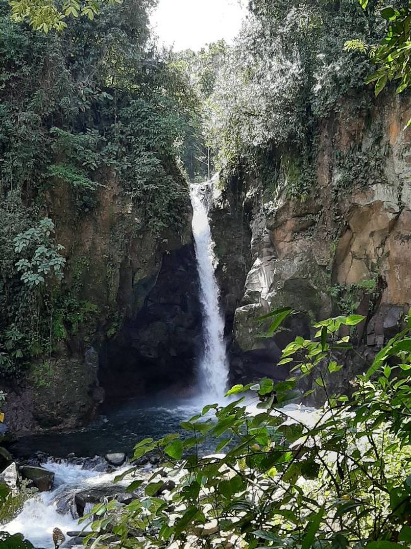 Lugares Catarata Las Golondrinas