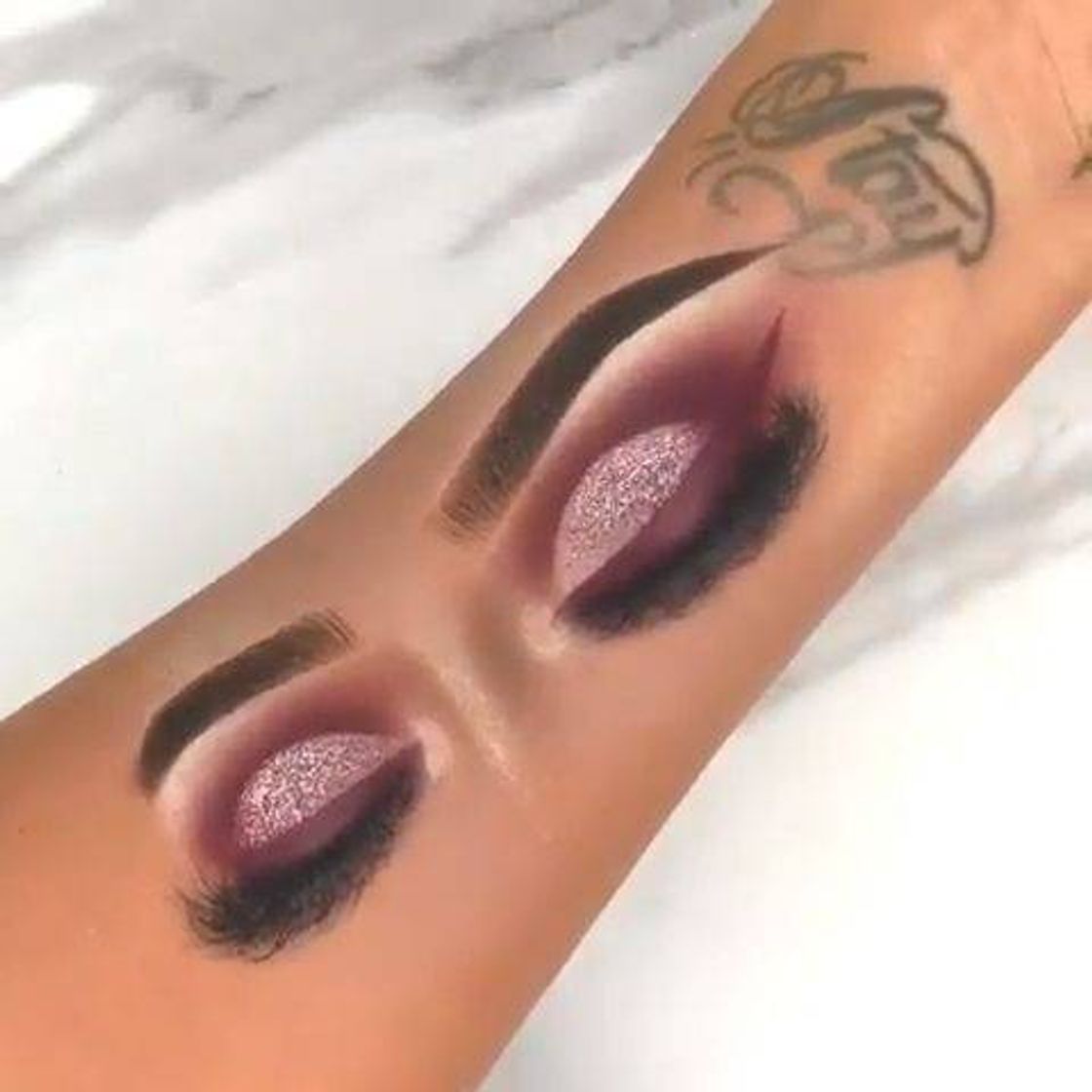 Social https://pin.it/1gi7Gy3