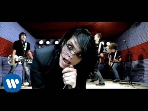 My Chemical Romance - i'm not okay - YouTube