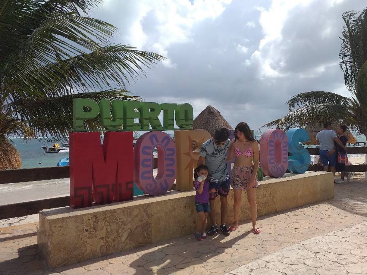 Lugar Puerto Morelos