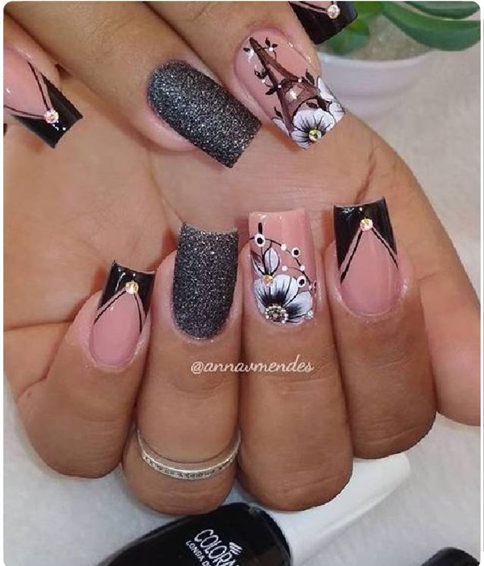 Moda Unhas decoradas