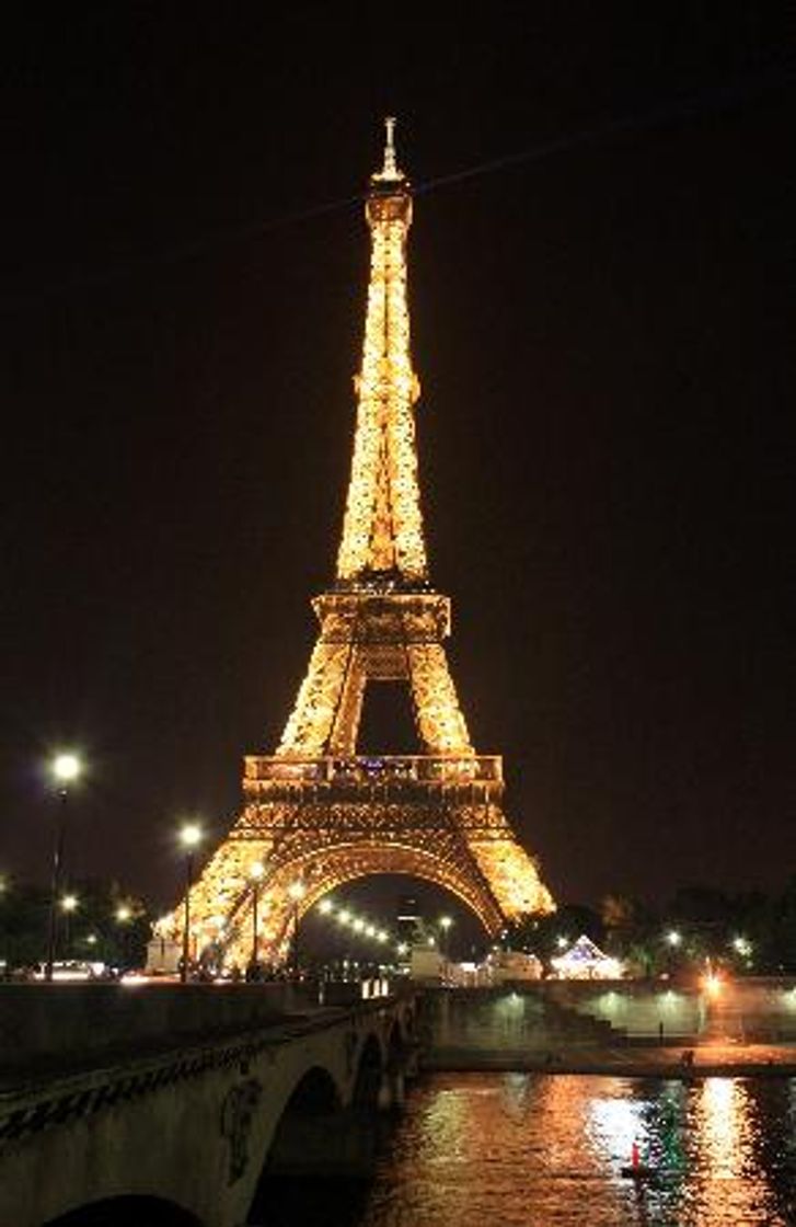 Place Torre Eiffel