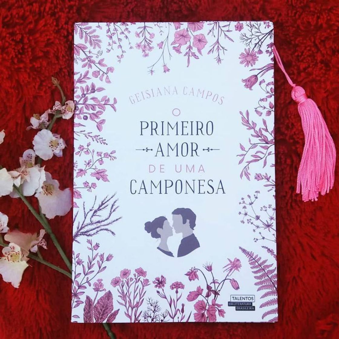 Libros " O primeiro amor de uma camponesa "