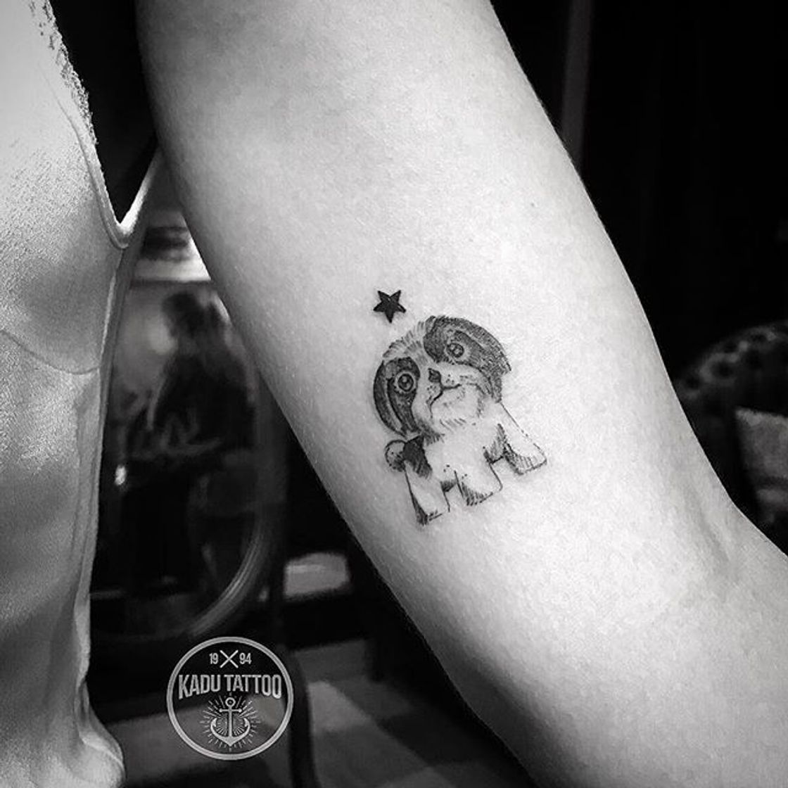 Moda Tatto estrelinhas