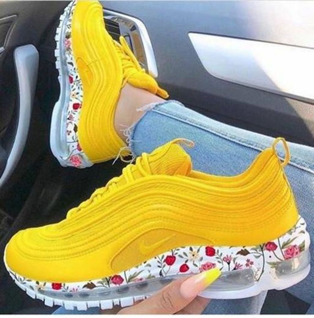 Social Nike