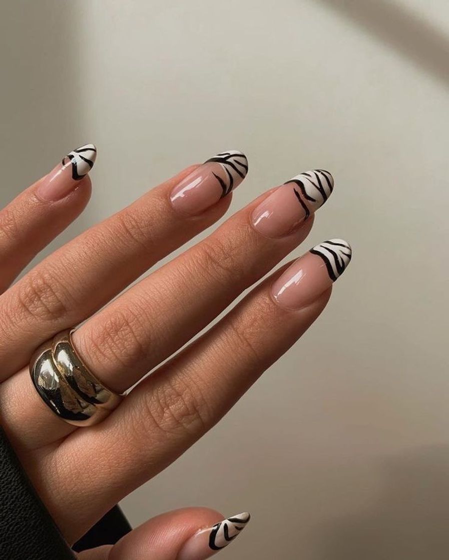 Moda Uñas print zebra