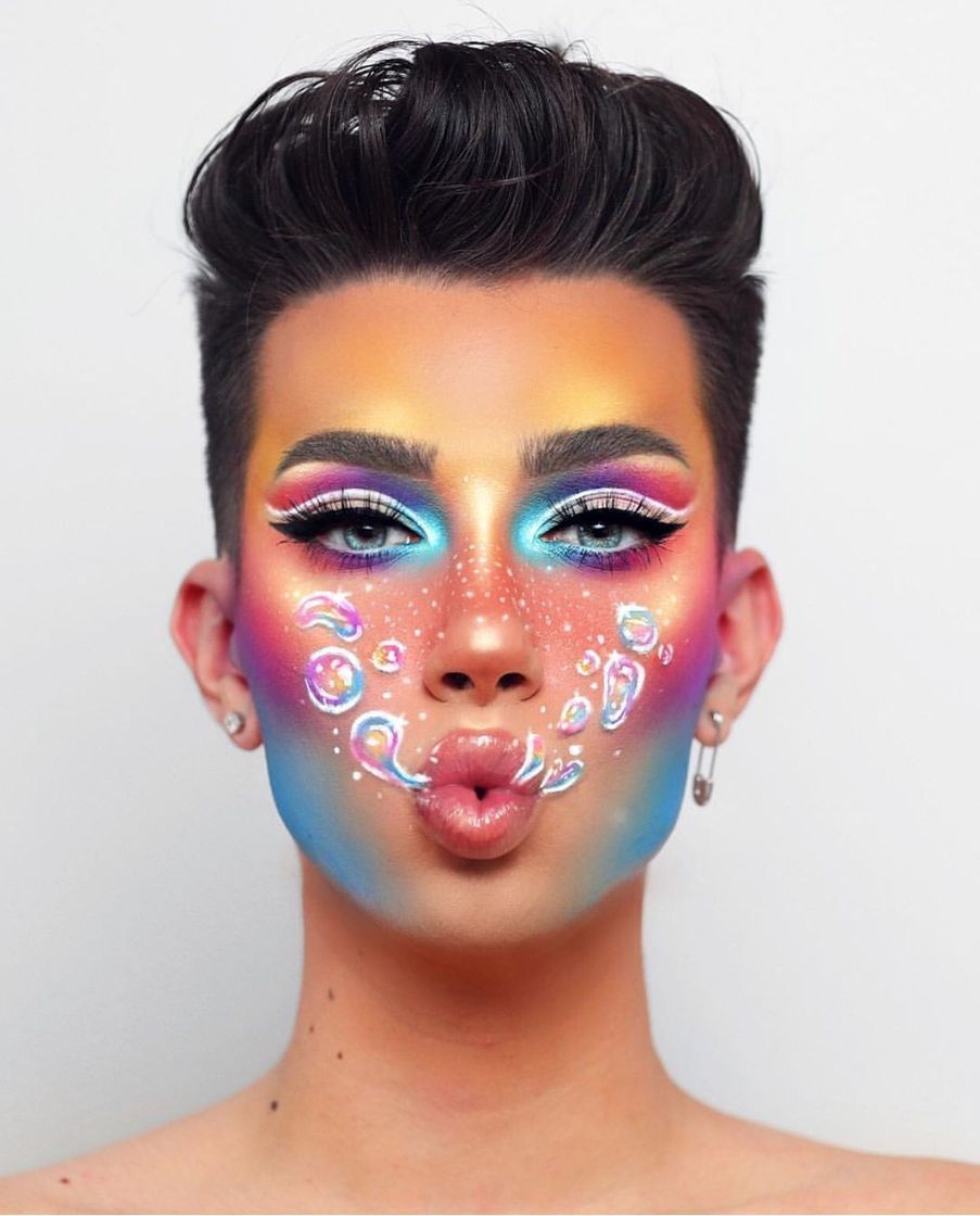 Maquillajes de James Charles 