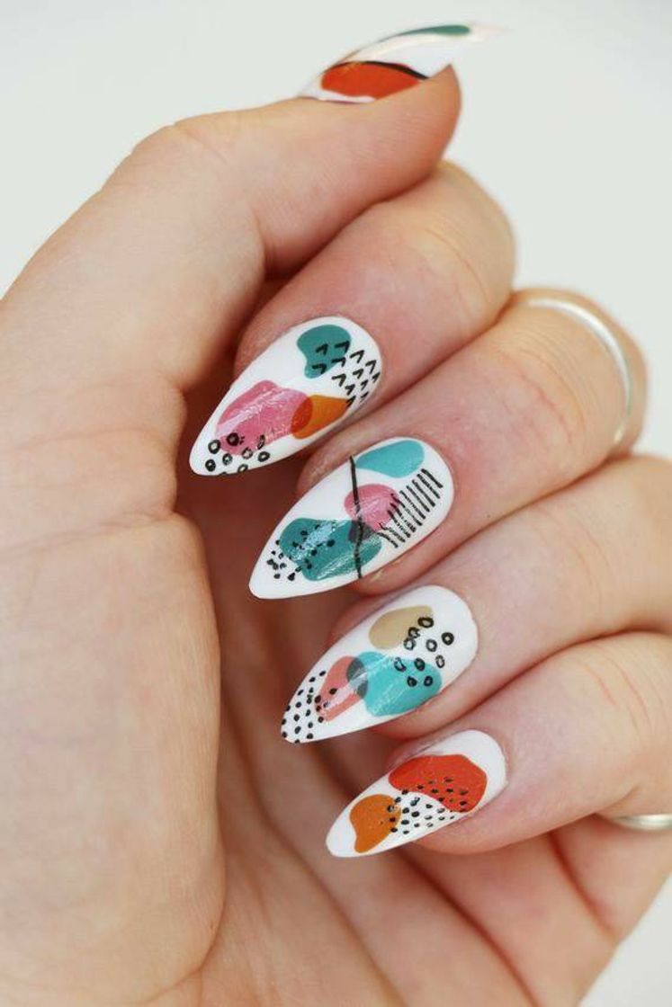 Social nails
