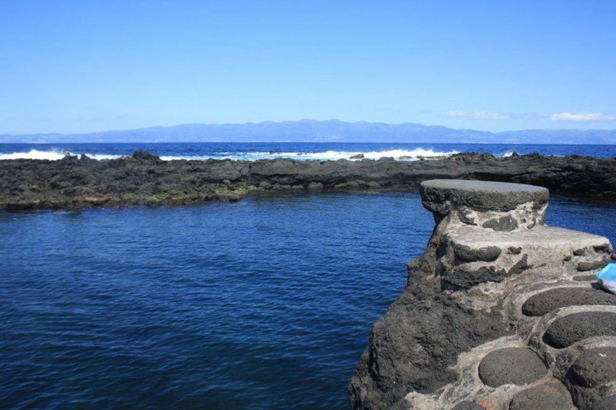 Places Piscina Natural da Poça Branca, Praínha do Pico