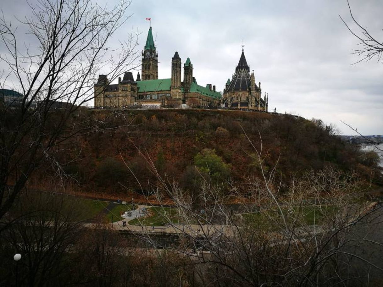 Place Parlamento de Canadá