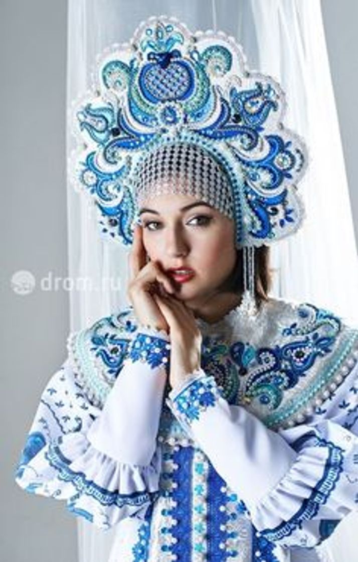 Moda Hermoso traje típico de RUSIA ⚡