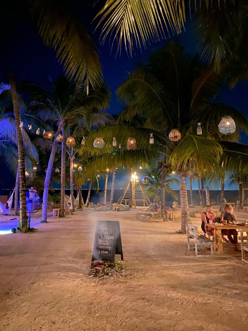 Place Nomads Hotel, Hostel & Beach Club Isla Mujeres