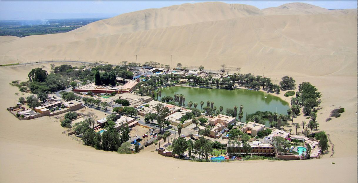 Lugar La Huacachina