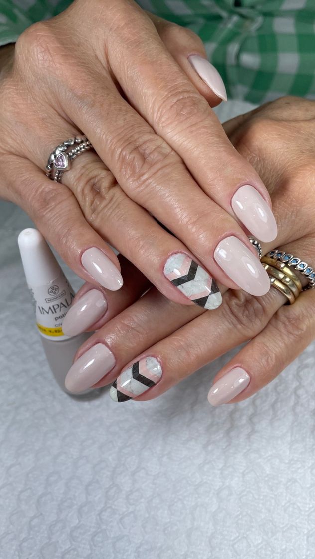 Moda Unhas nude