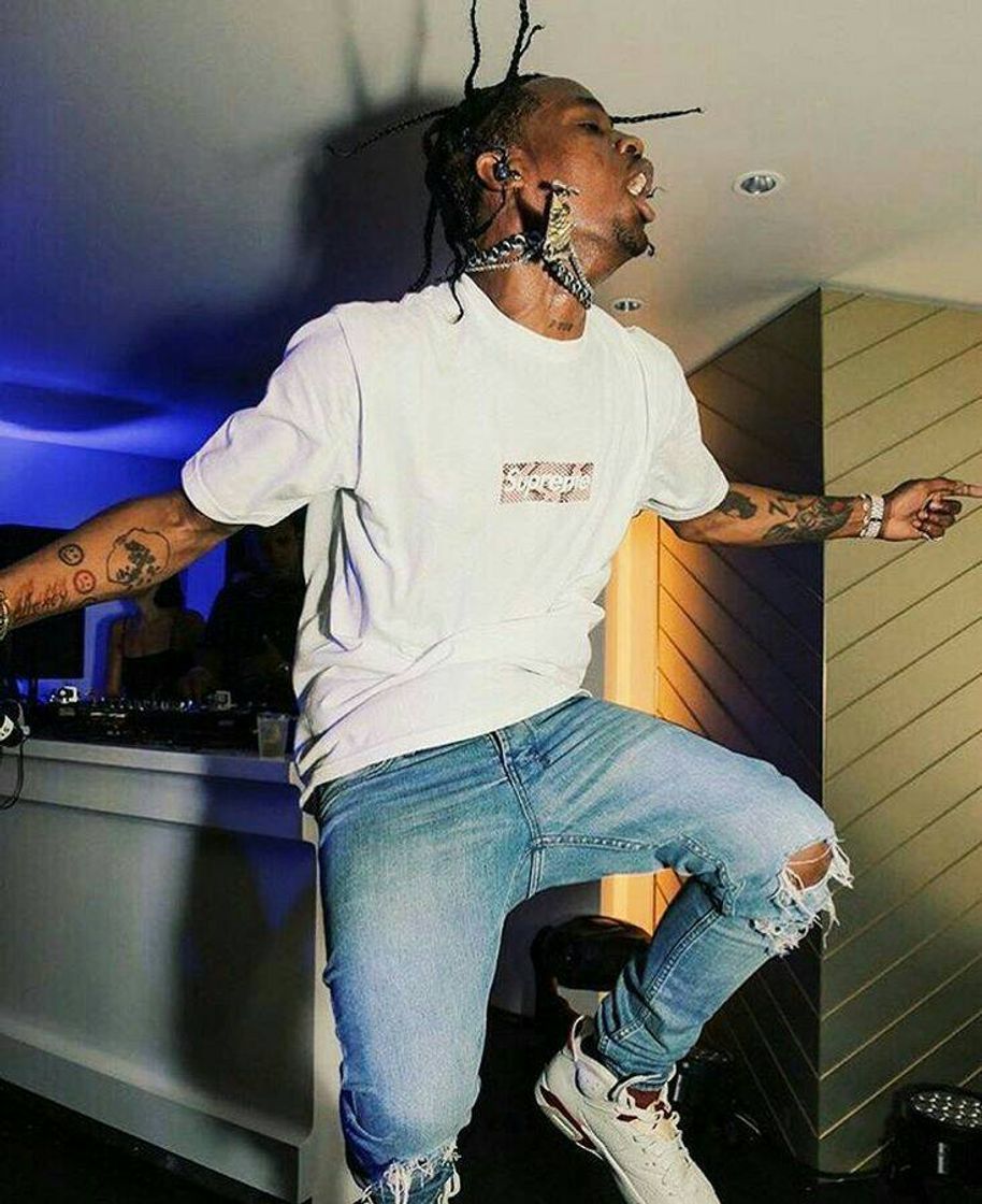 Moda TRAVIS SCOTT