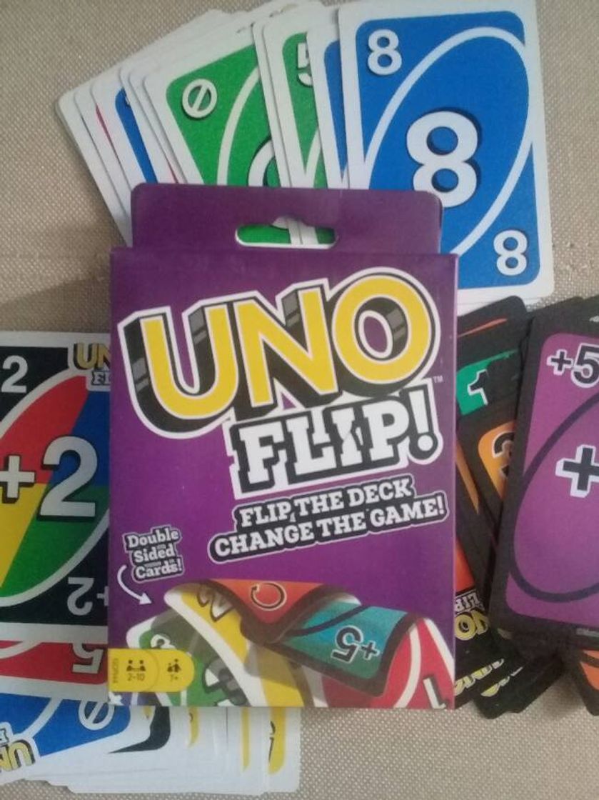 Social Mattel UNO flip