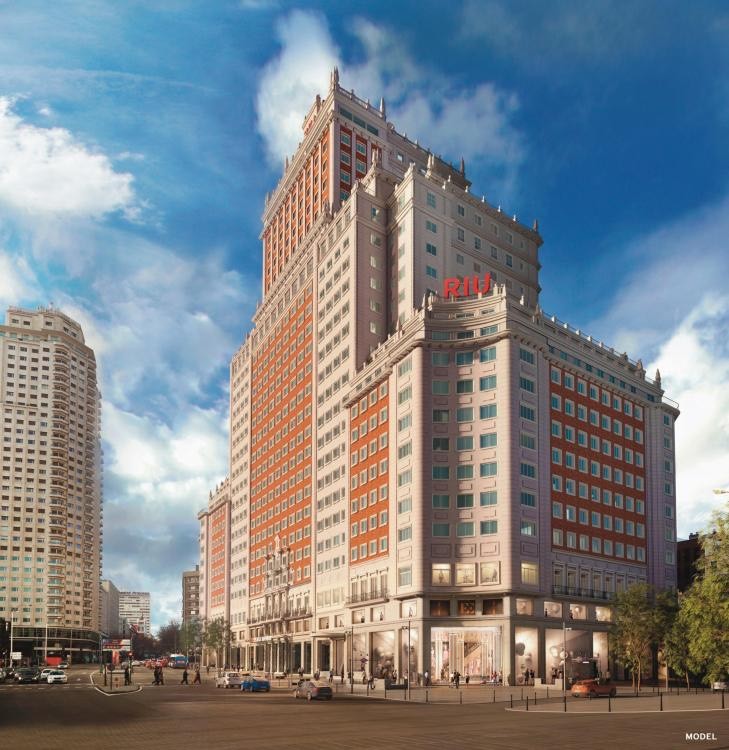 Lugar Hotel Riu Plaza España