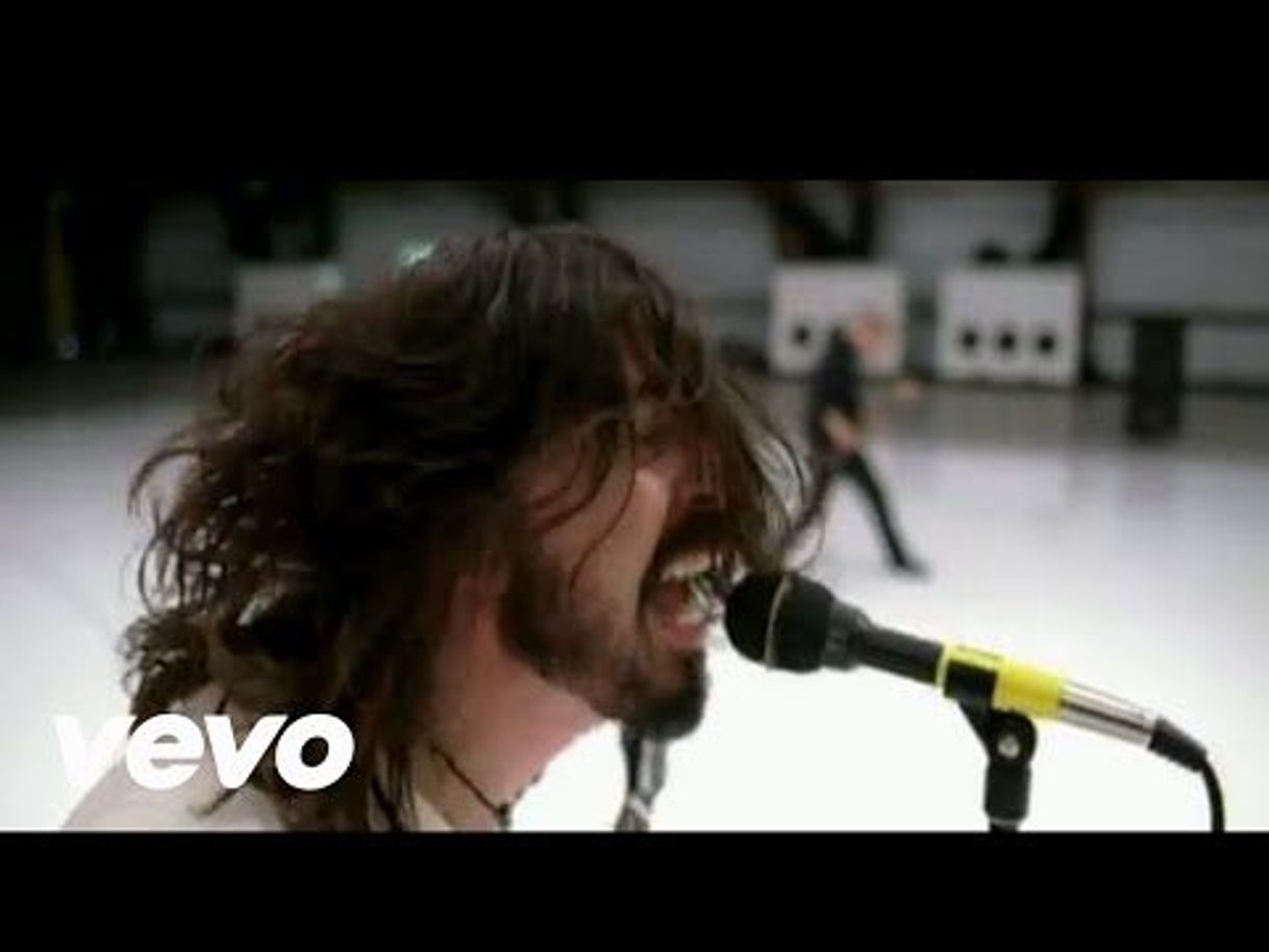 Moda Foo Fighters - The Pretender - YouTube