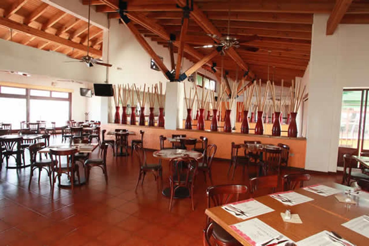 Restaurants Asadero Cien - El Tejar