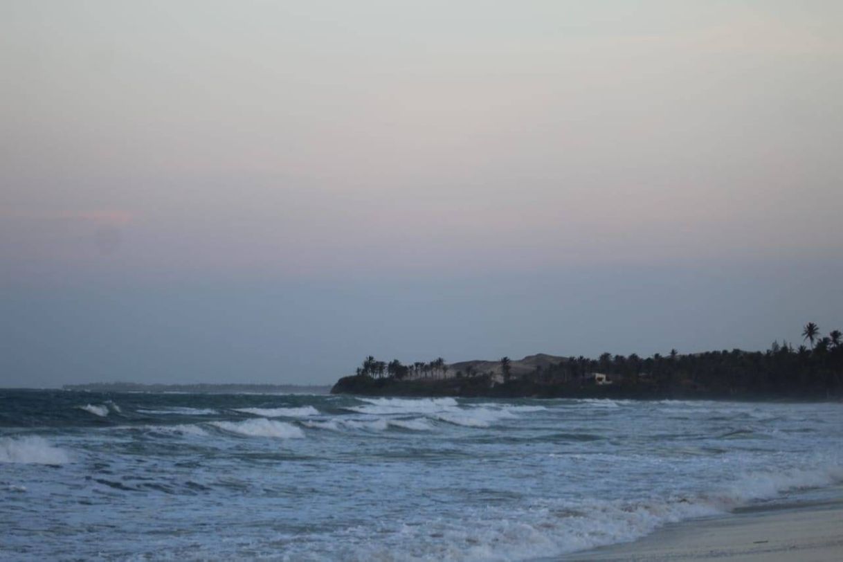 Place Praia da Baleia
