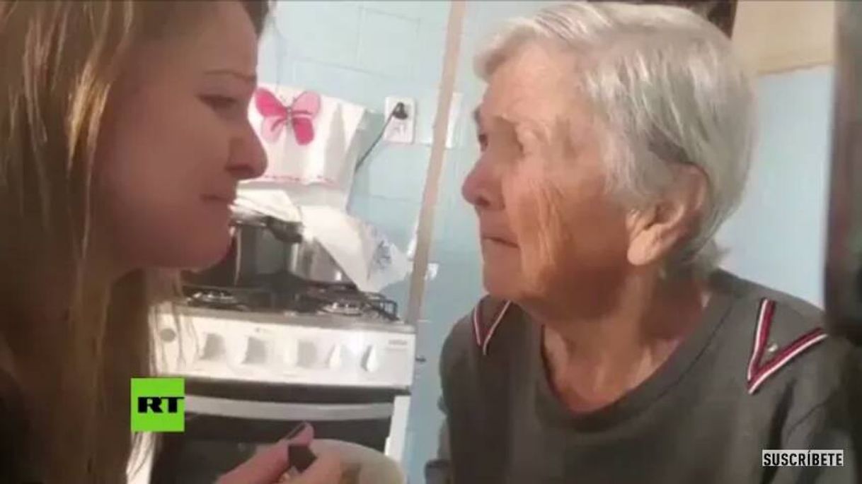 Social "Te amo": Una abuela con Alzheimer reconoce por un instante a su ...