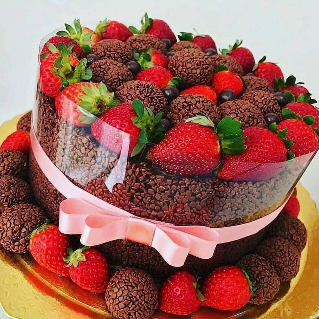 Moda Brigadeiro e Strawberry cake