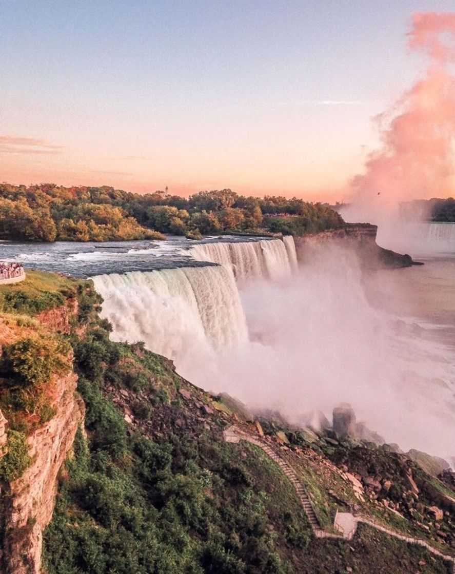 Place Niagara Falls