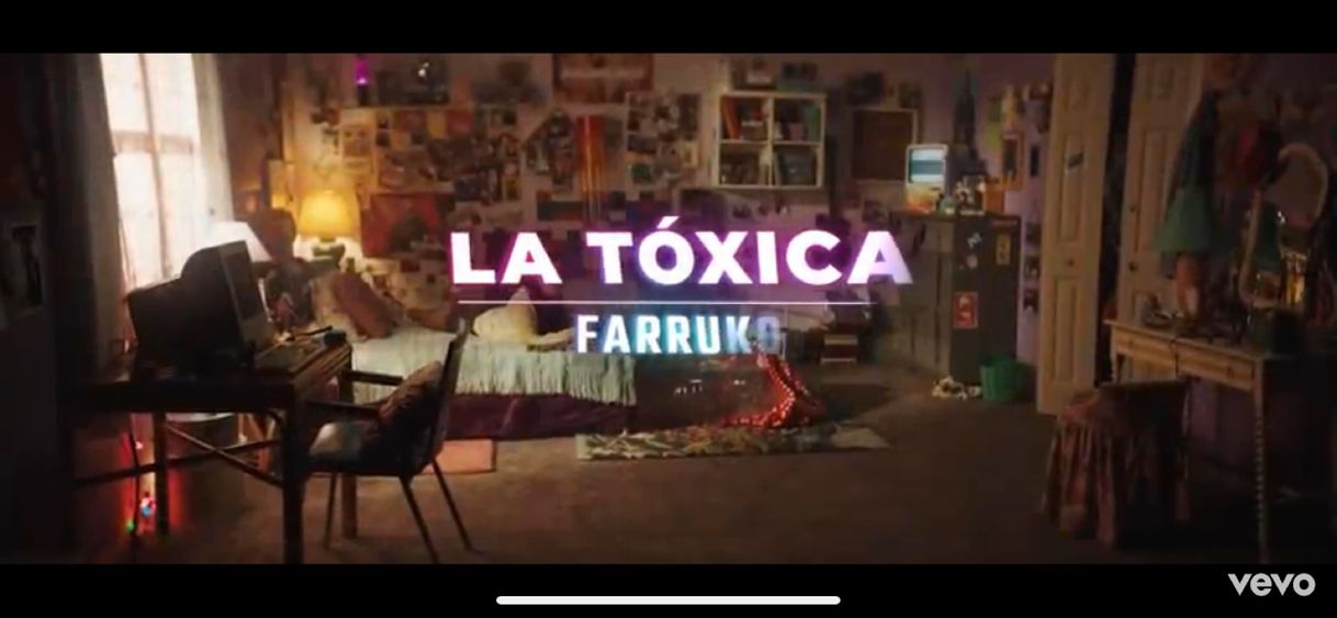 Fashion Farruko - La Tóxica (Official Video) - YouTube