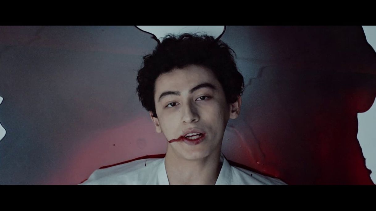 Canción Sub Urban - Cradles [OFFICIAL MUSIC VIDEO] - YouTube