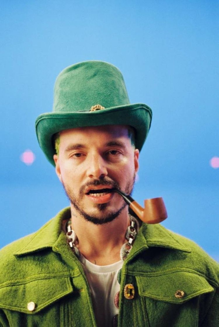 Canción J Balvin, Sky - Verde (Official Video) - YouTube