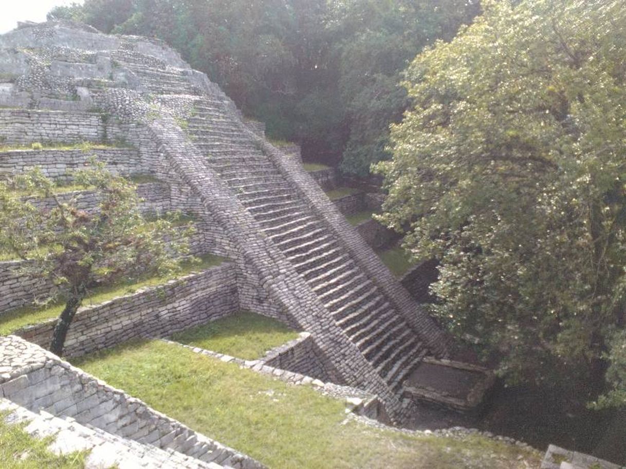 Place Zona Arqueológica de Tenam Puente