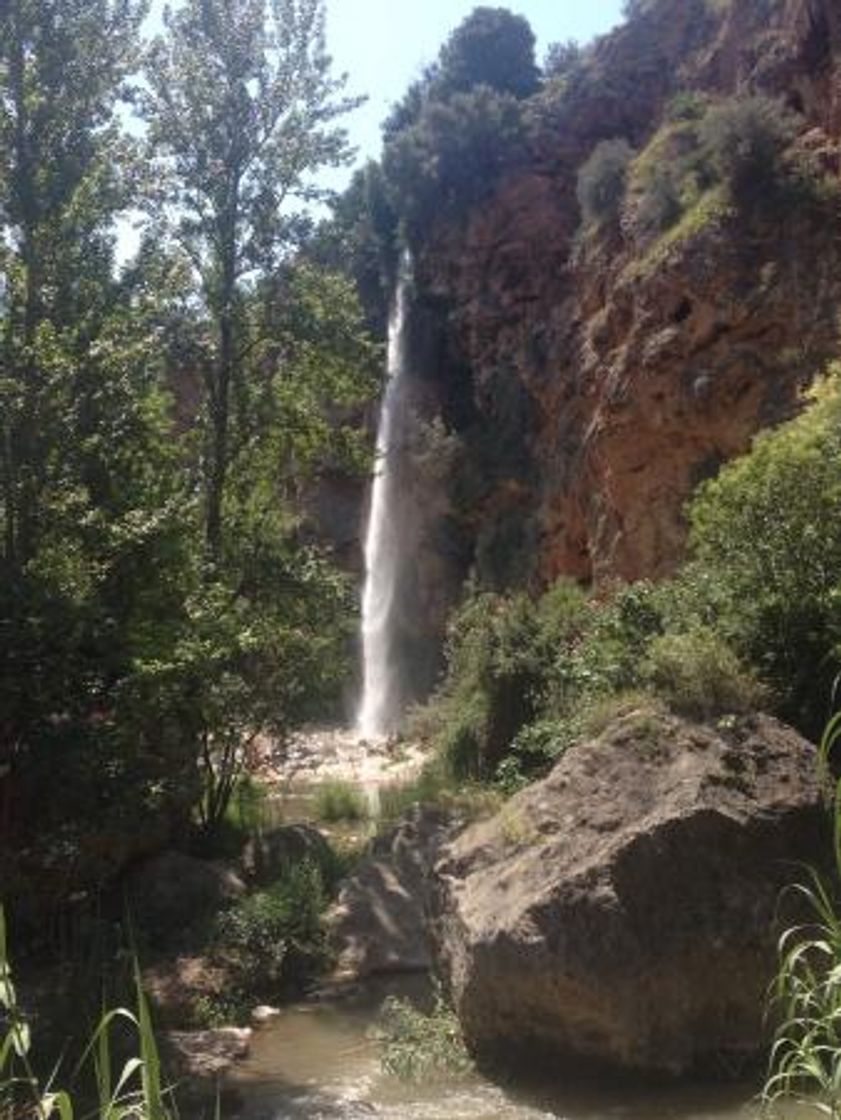 Place El Salto de la Novia de Navajas