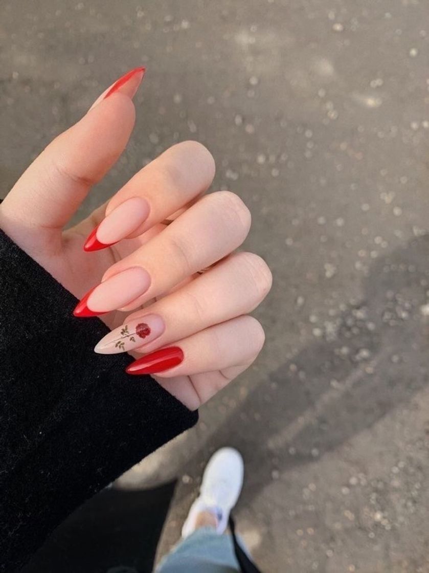 Moda Unhas Vermelhas 🌹