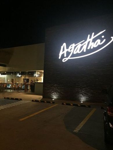 Agatha Kitchen Bar