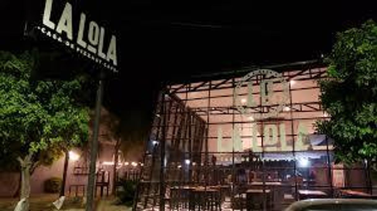 Restaurantes La Lola - casa de pizzas y cafe