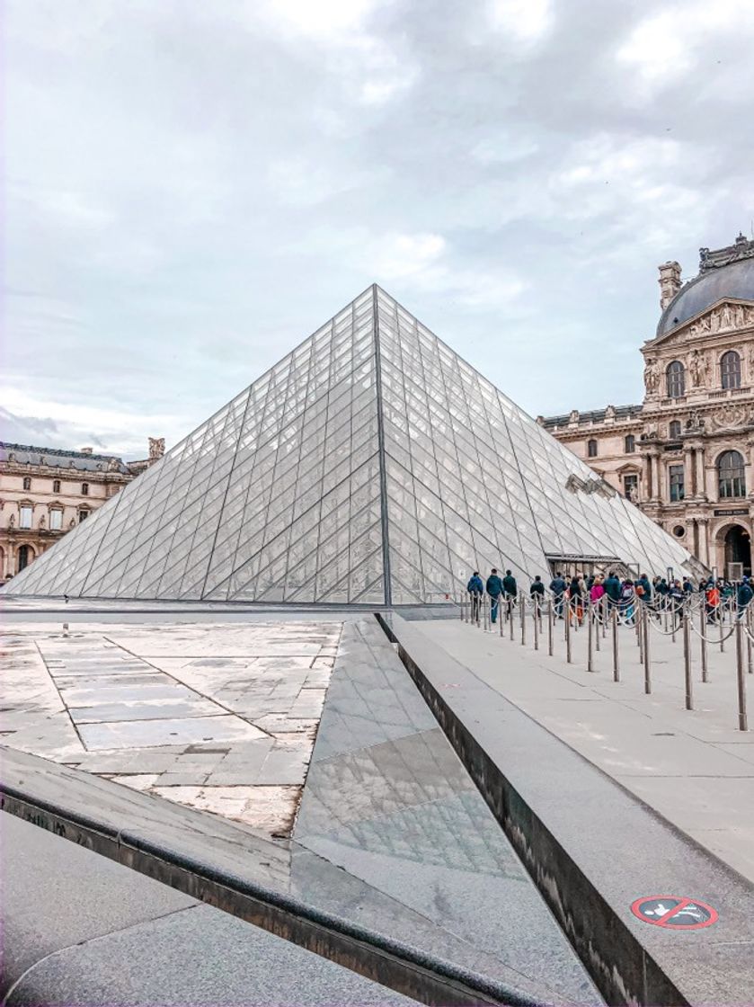 Lugar Museo del Louvre