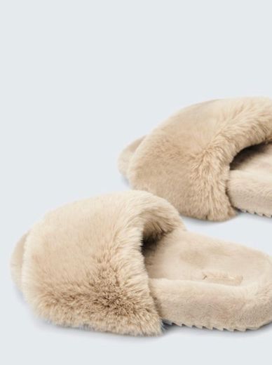 Faux-fur sandals - Slippers - Homewear