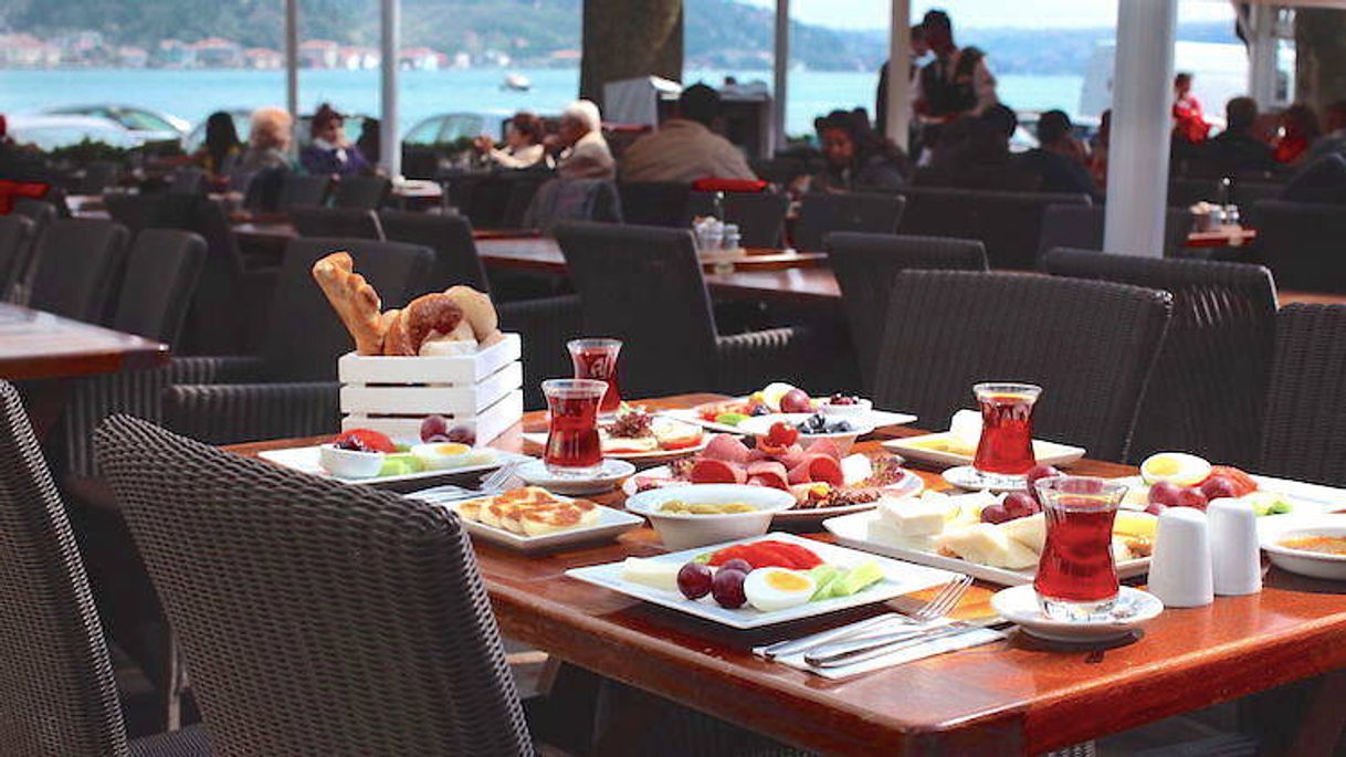 Restaurantes Emirgan Sütiş