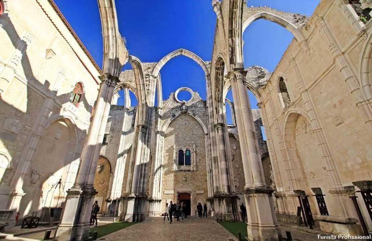 Lugar Convento do Carmo