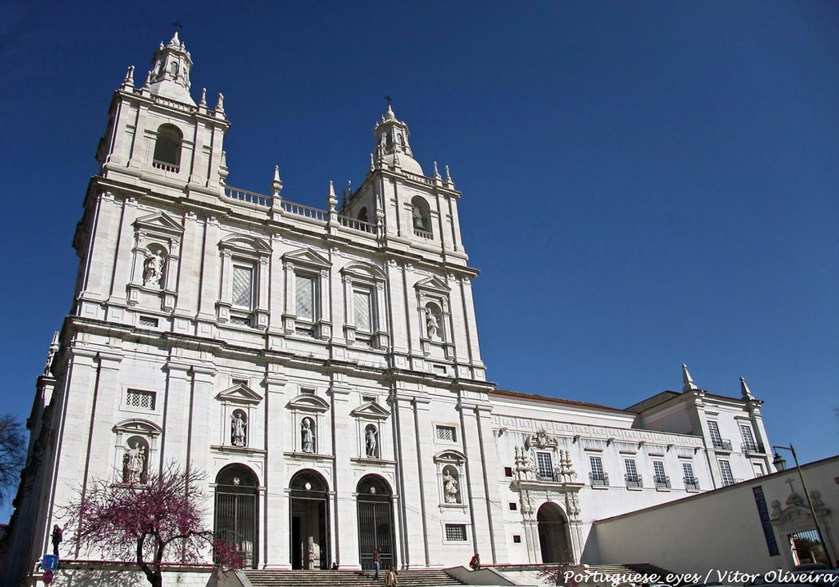 Lugares Church of São Vicente of Fora