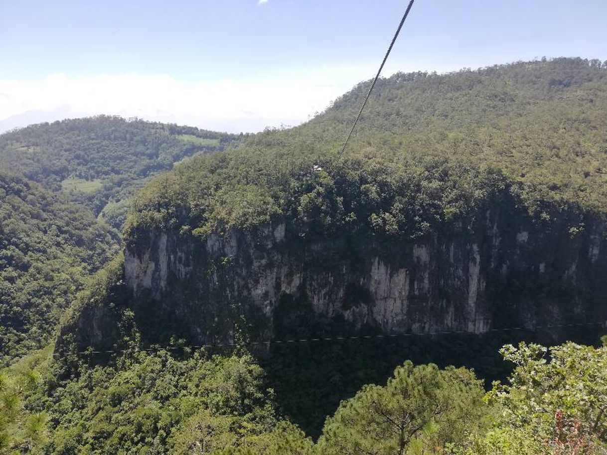 Lugar Canopy Extremo La Campa