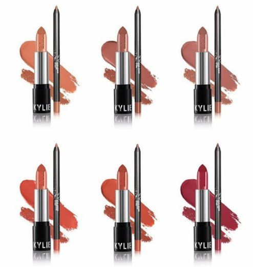 Lipstick kit bundle