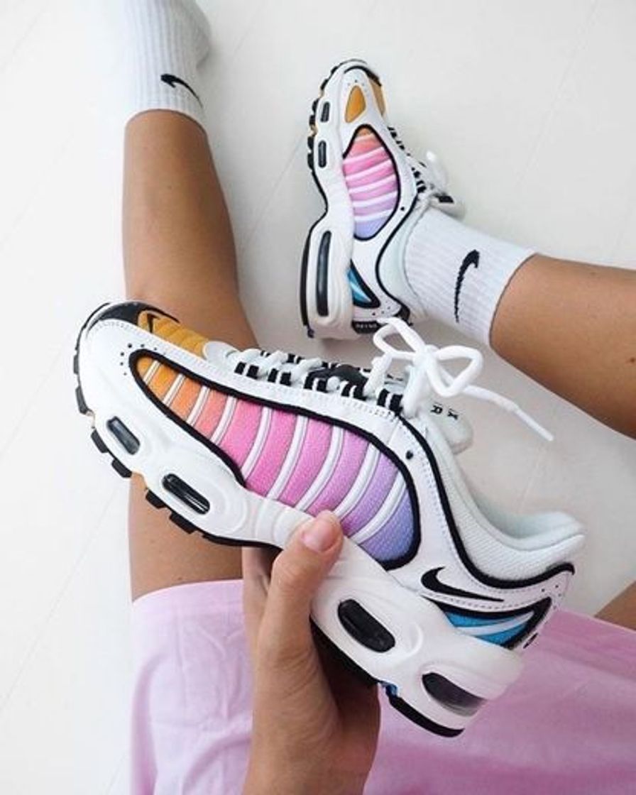 Social Nike Air Max Tailwind IV