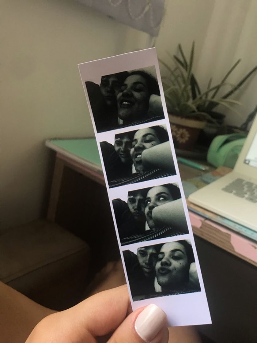 Social Fileirinha de fotografia @polaroids_garden