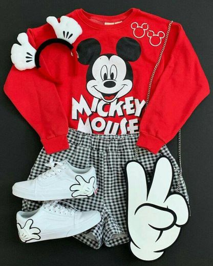 OUTFIT MICKEY MOUSE😍