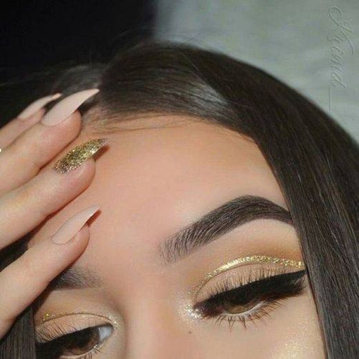 Make dourada⭐🖤