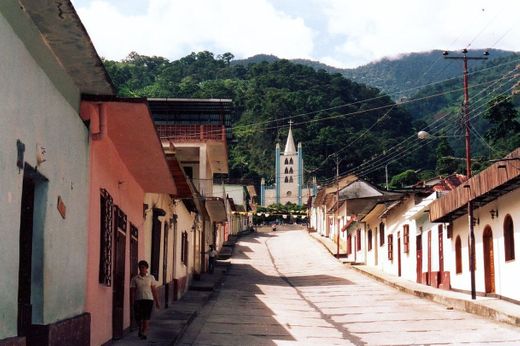 Calle Merida & Calle Venezuela