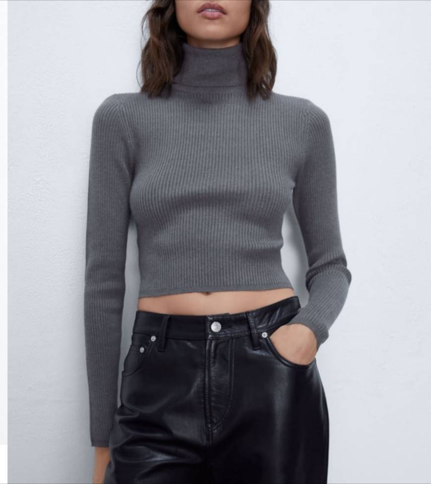 Product Cropped Sweater